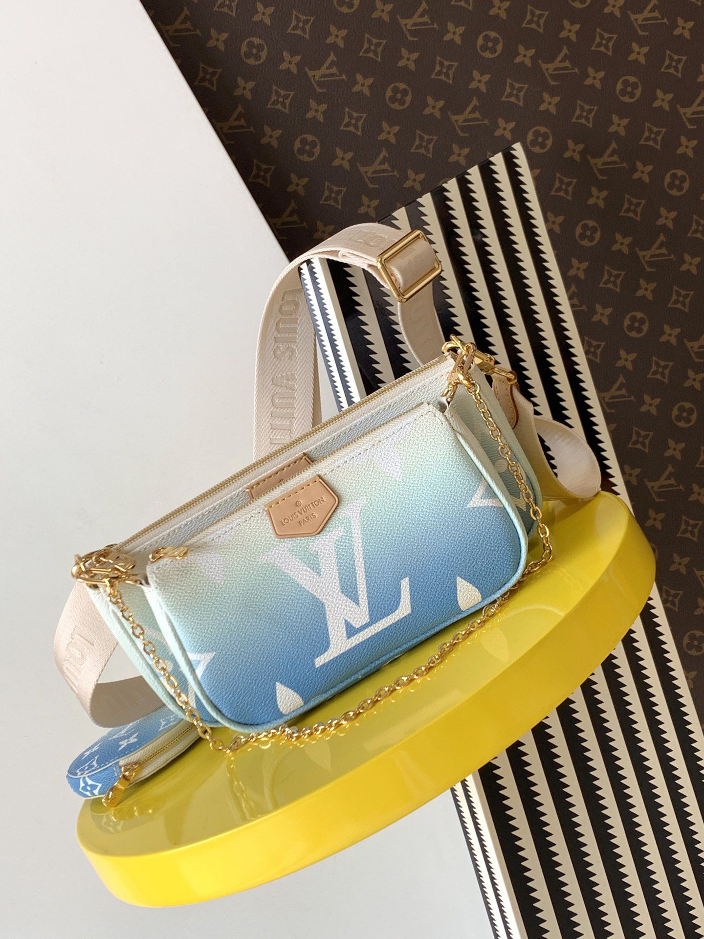 AAA Replica Louis Vuitton M57633 Multi Pochette Accessoires Pastel-Colored Monogram Giant Canva Blue - image 1