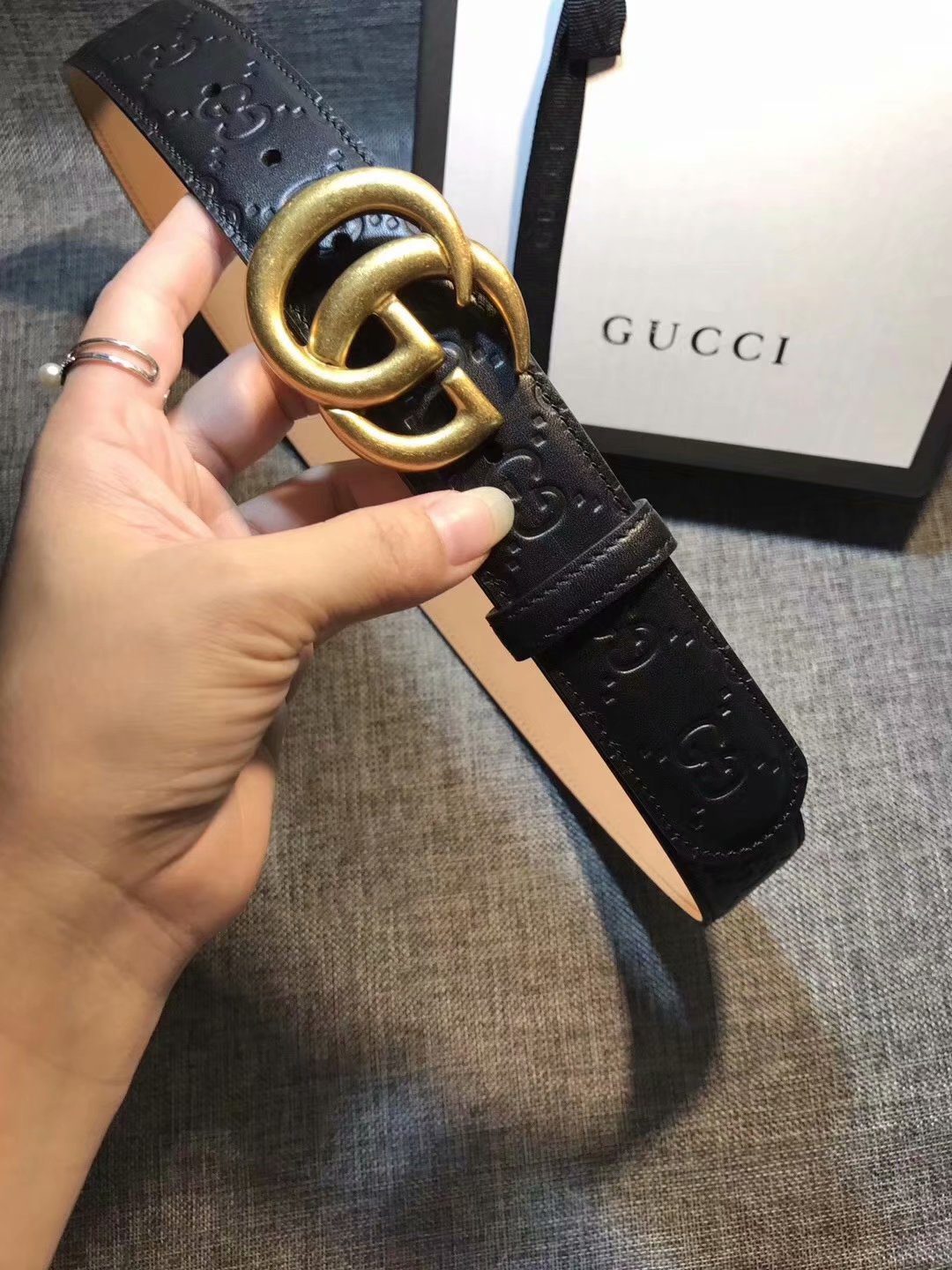 Cheap Replica Gucci Women Leather Belt Black Width 3.5cm With Gold Buckle 082