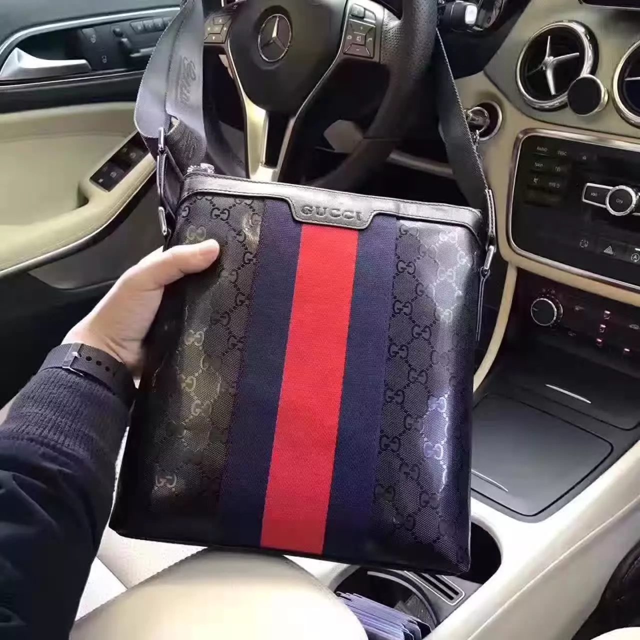 Gucci 3119-3 Striped Men Leather Shoulder Bags Black