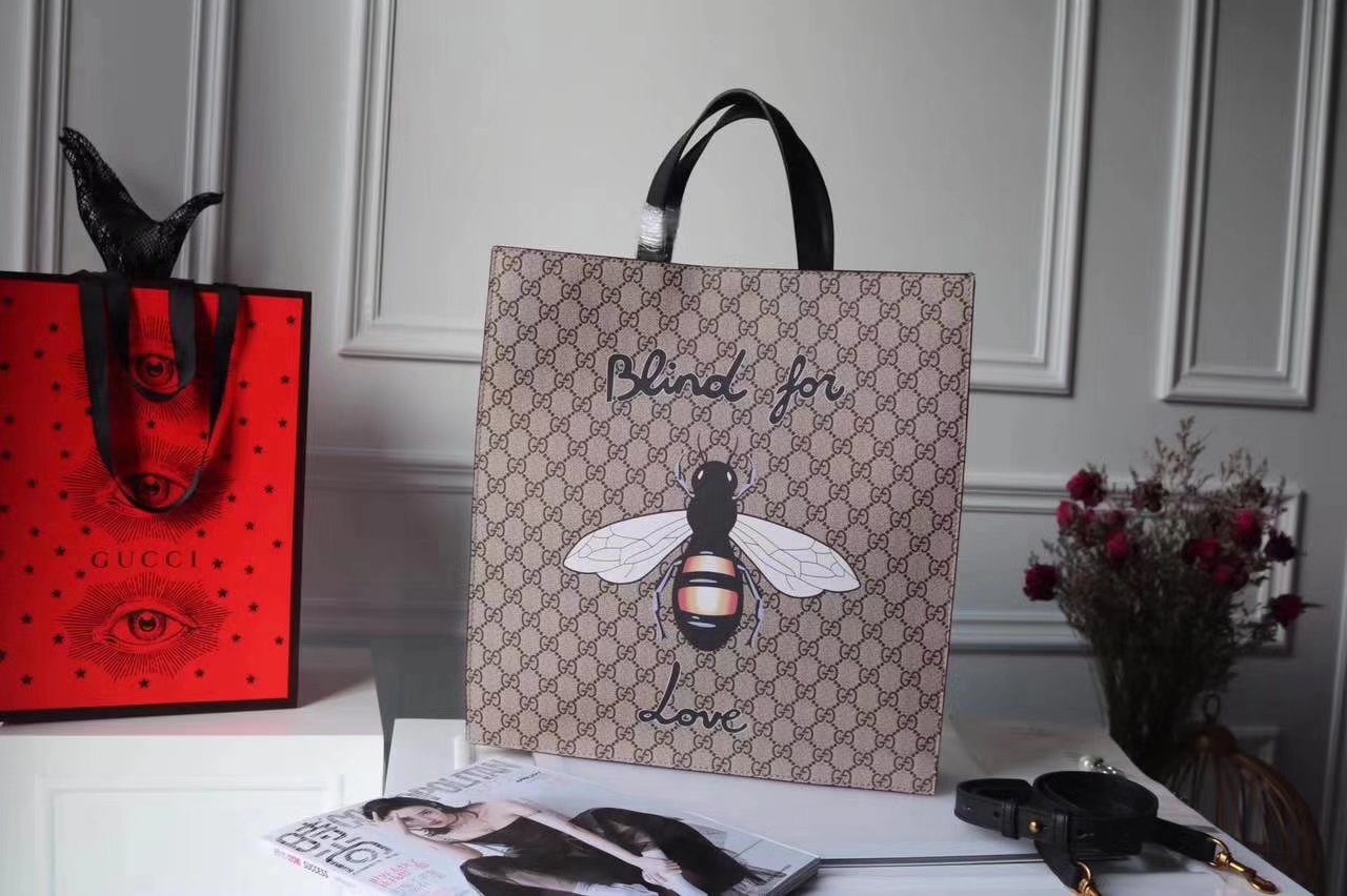 Gucci é¥åºâ¬åºâ?50950 Bee Print Soft GG Supreme Men Tote Bag