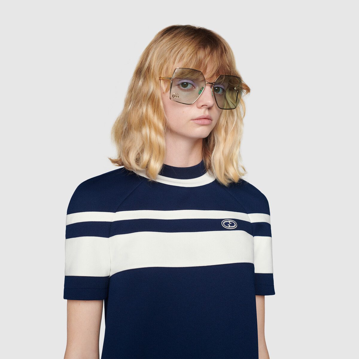 Oval-frame sunglasses - image 1