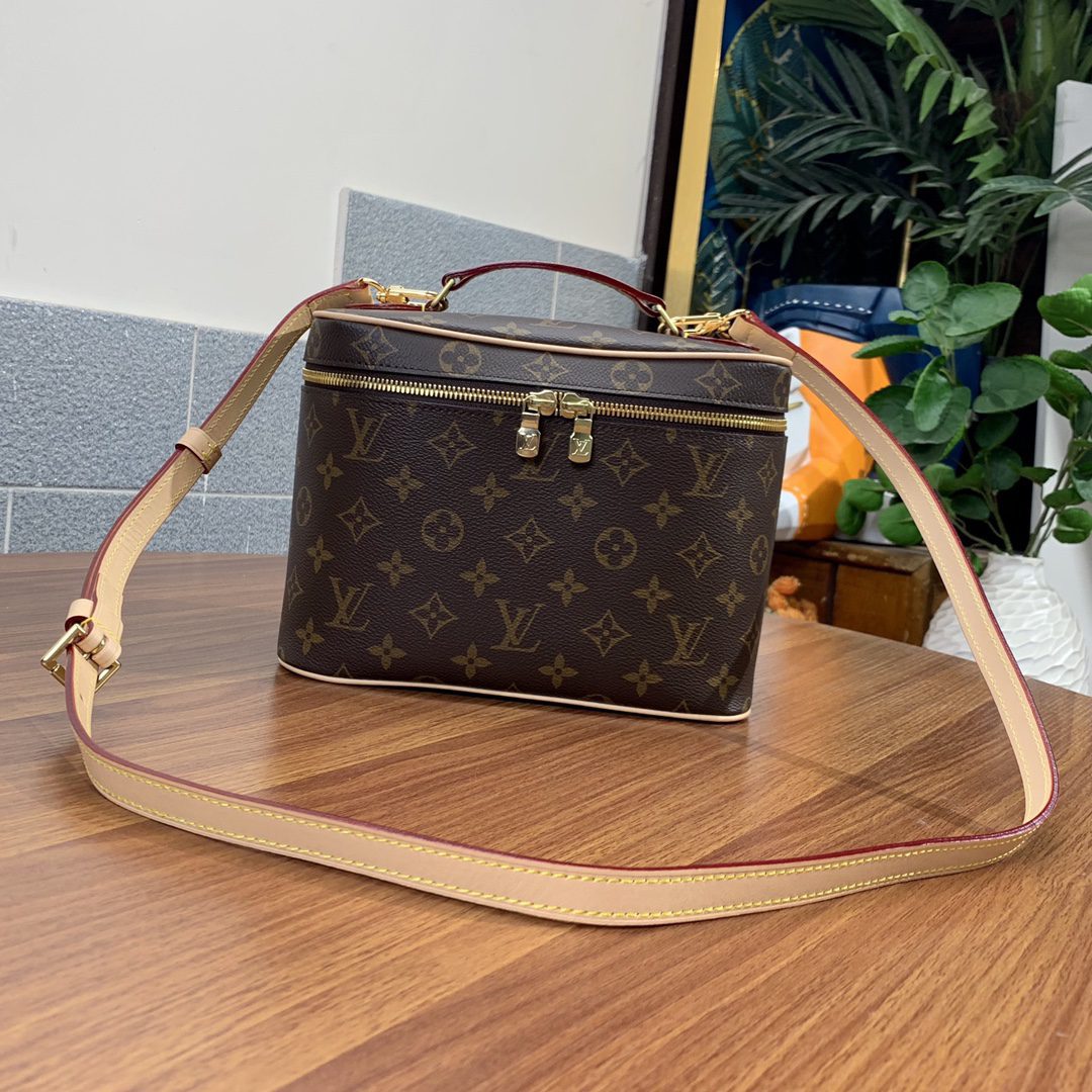 Imitation Louis Vuitton M42265 Large Nice Nano Toiletry Pouch Monogram Coated Canvas - image 1