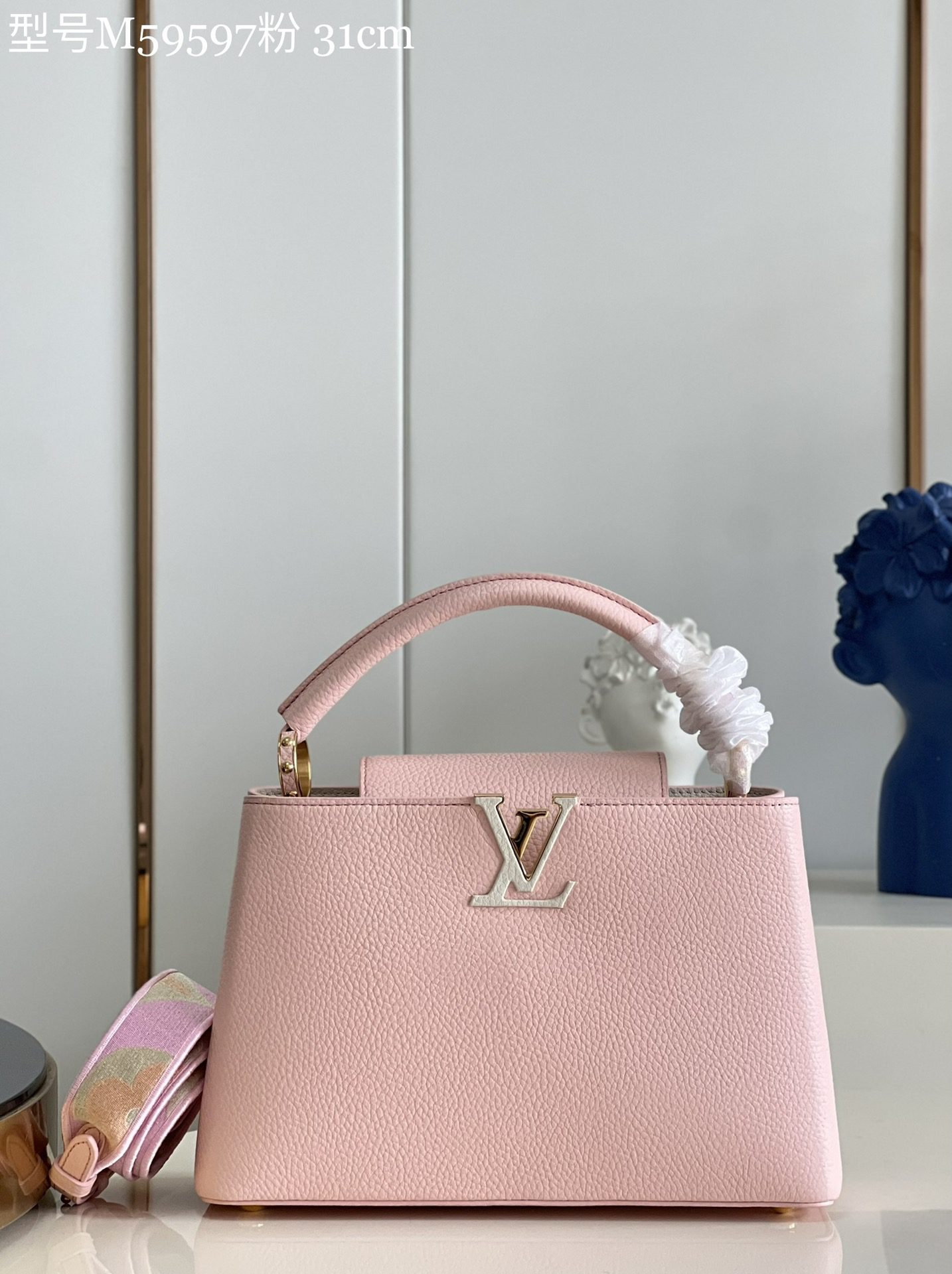 Louis Vuitton Capucines MM Handbag Taurillon Leather Pink M59597