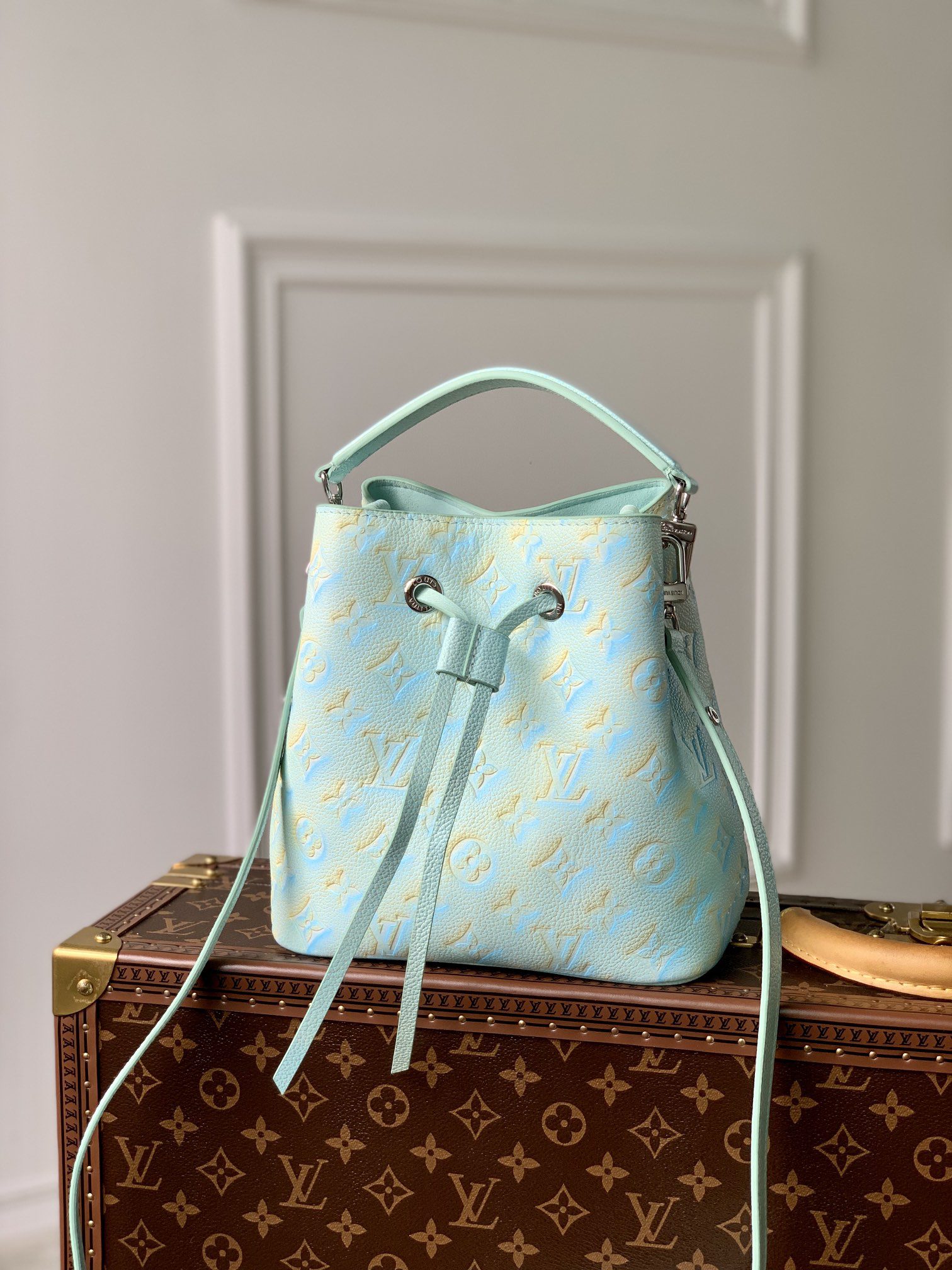 Louis Vuitton M46174 NeoNoe BB Sprayed and Embossed Grained Cowhide Leather Blue - image 1