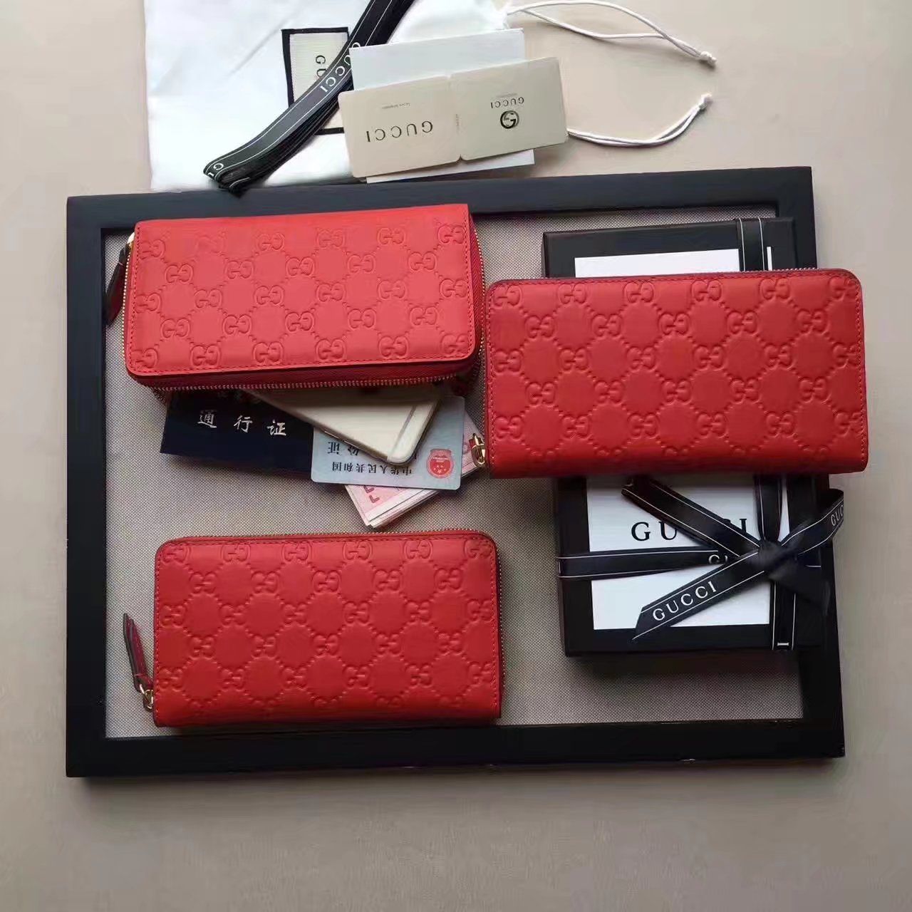 Oriainal Gucci 410102 Signature Zip Around Wallet Red