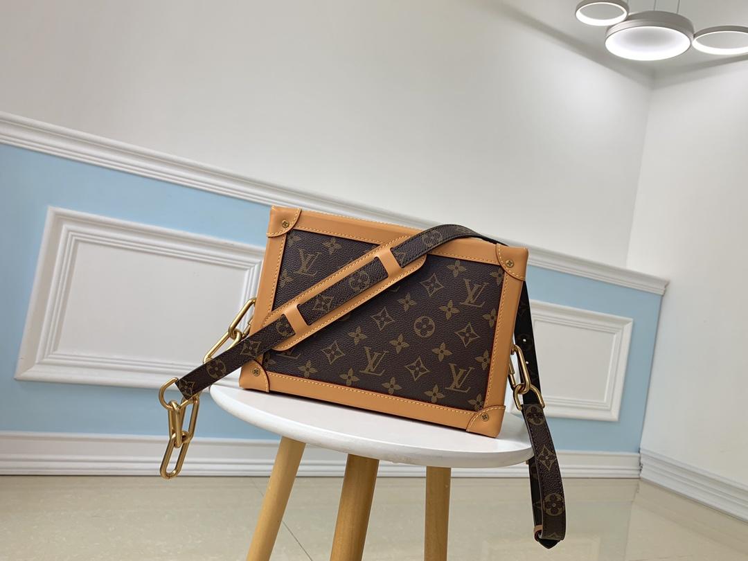 Original Copy Louis Vuitton Soft Trunk Supple Messenger Bag M44660