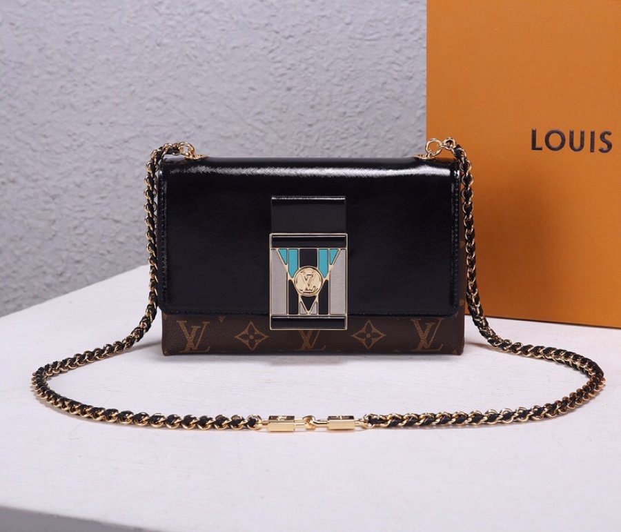 Perfect Replica Louis Vuitton M44916 Pochette LV Thelma with New LV Lock
