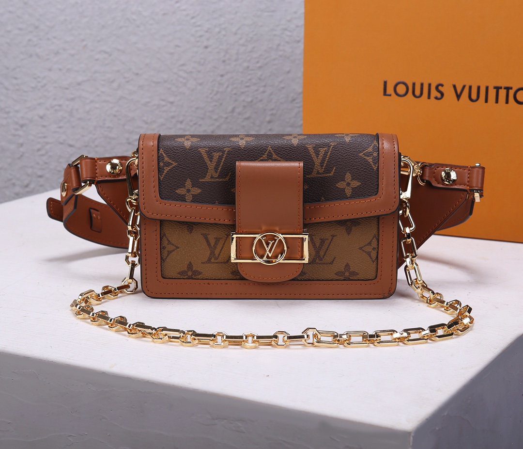 Replica Louis Vuitton M44586 Bumbag Dauphine Monogram