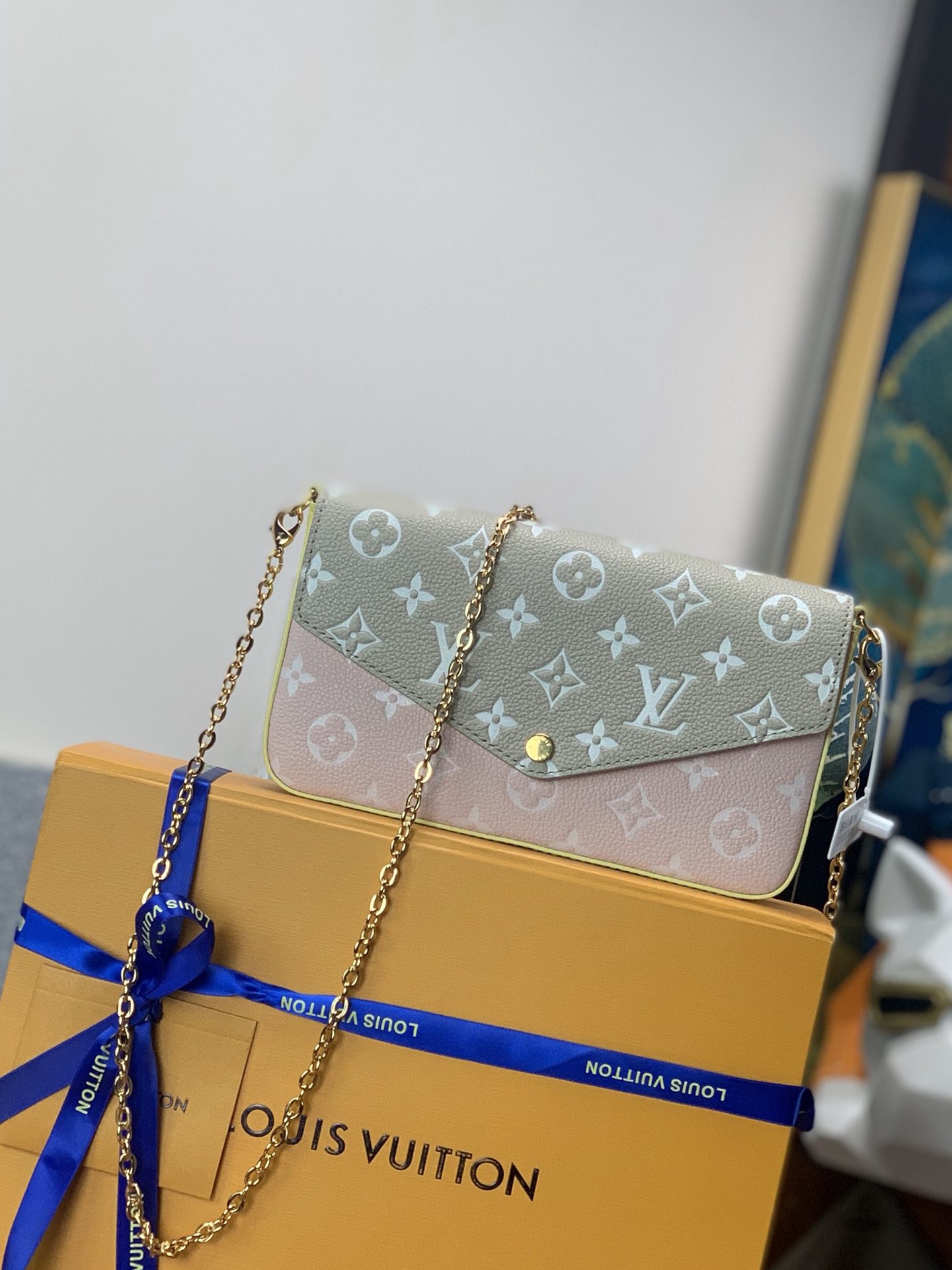 Replica Louis Vuitton Women Felicie Pochette Monogram Empreinte Embossed Supple Grained Cowhide Leather M81359
