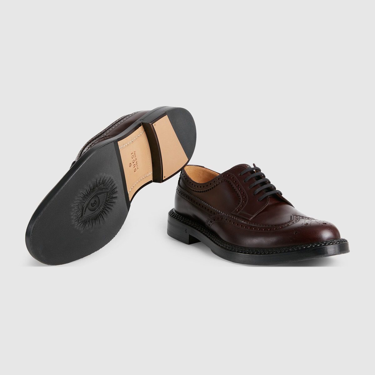 Men’s lace-up shoe with brogue details - image 1