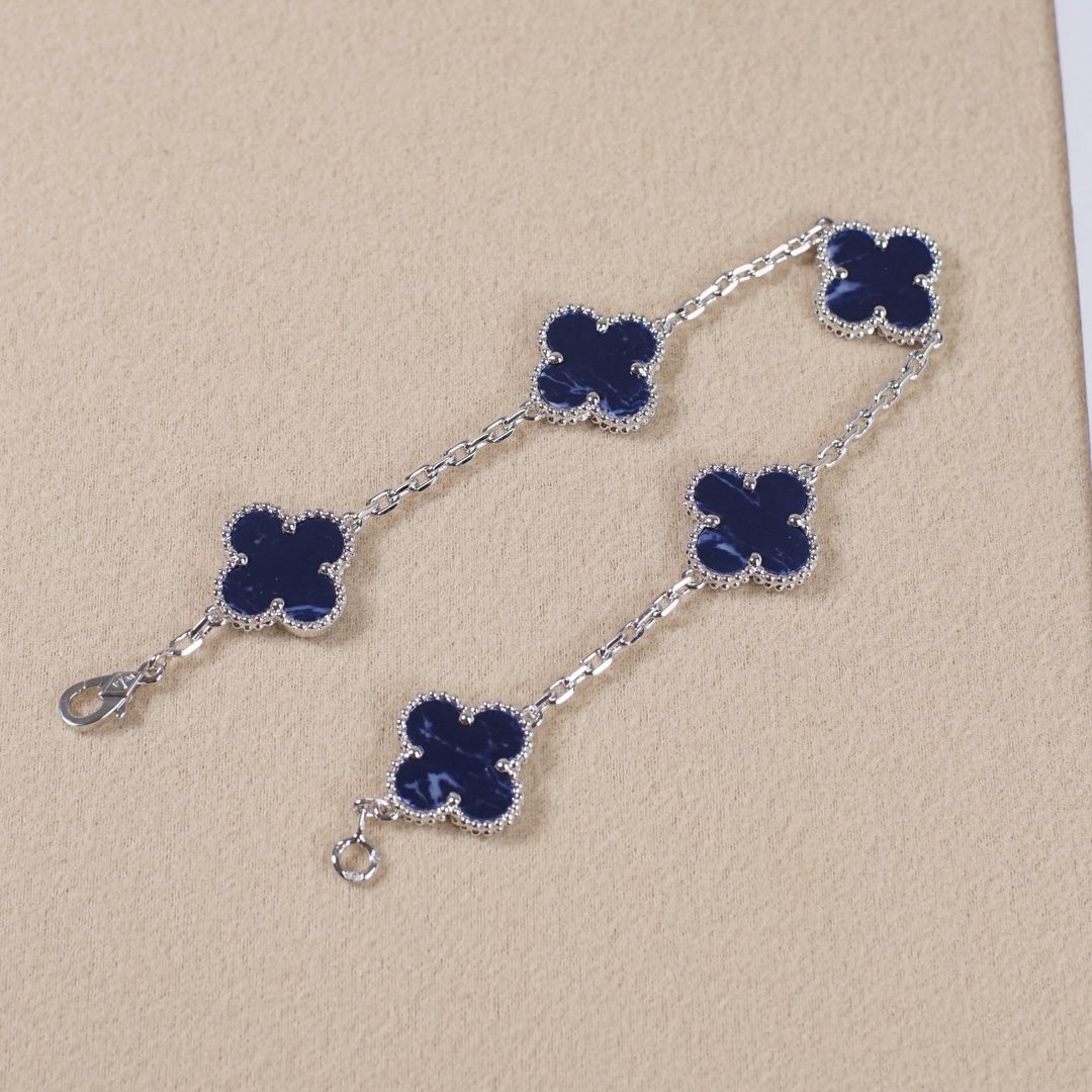 Van Cleef & Arpels Vintage Alhambra Bracelet 5 Natural Peterite White Gold